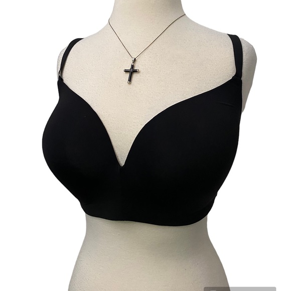 Secret Treasure black bra soft cup no wire adjustable great for t-shirts 38DD - Picture 2 of 10
